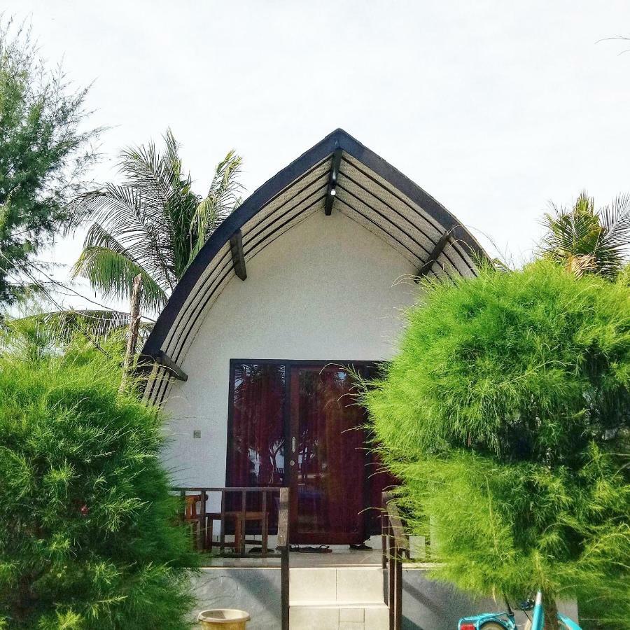 Nusa Indah Bungalows Gili Air Exterior foto